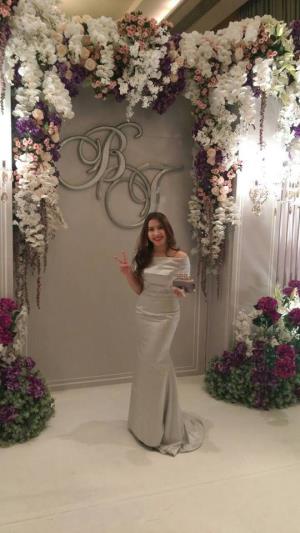 ชุดราตรี เช่าที่แบมบี้ เวดดิ้ง ห้วยขวาง